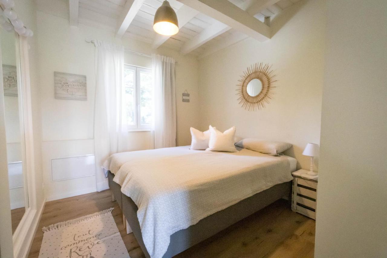 Romantik-Home Nordelsass - Ferienwohnung Fuer Selbstversorger Oberhoffen-les-Wissembourg Esterno foto