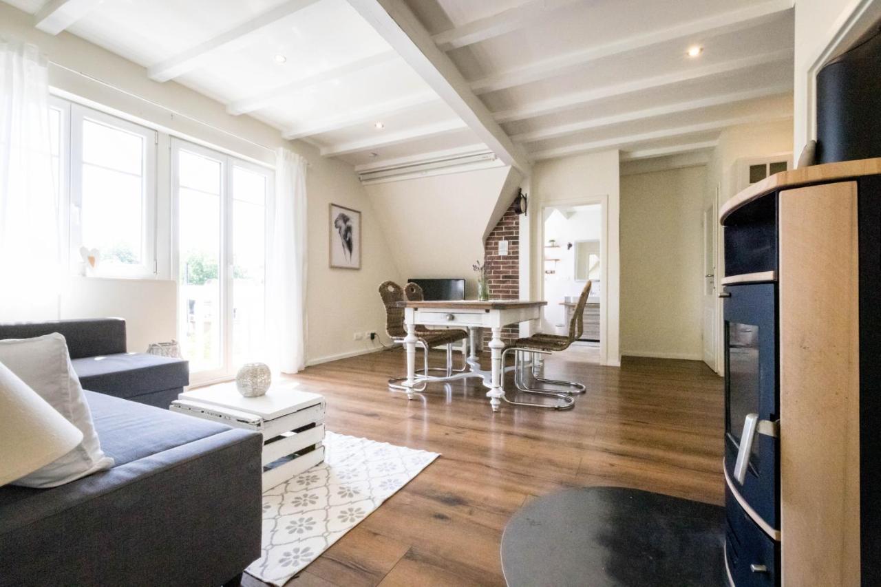 Romantik-Home Nordelsass - Ferienwohnung Fuer Selbstversorger Oberhoffen-les-Wissembourg Esterno foto